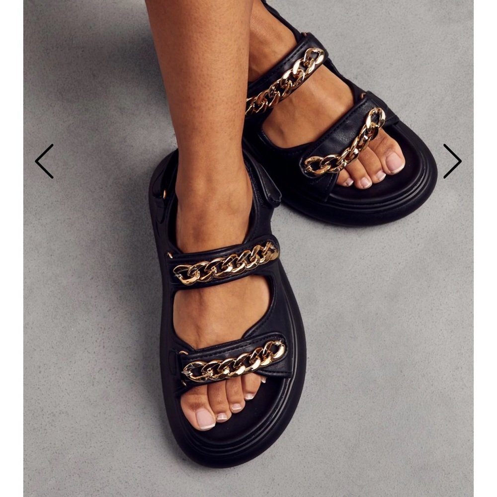 chunky chain sandals 🌙 - Picture 6 of 8